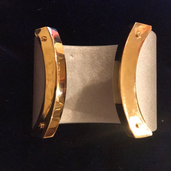 Cuff bracelet - Picture 3 of 5